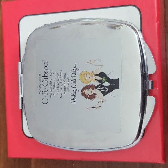 Hinged compact double mirrors - Picture 4 of 4